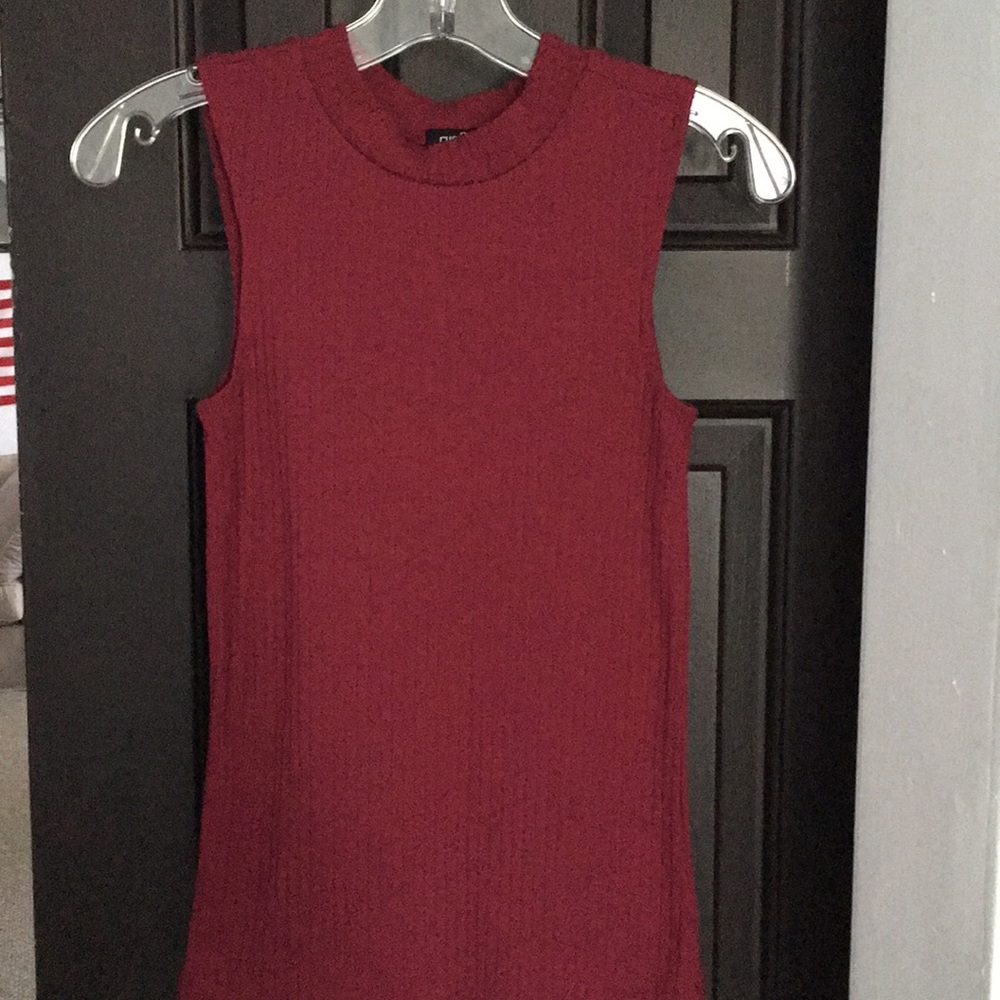 Fitted tank top